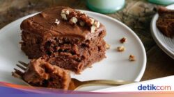 5 Pengunjung Ini Kesal Kena Biaya Tambahan Pada Bawa Kue Hingga Restoran