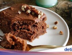 5 Pengunjung Ini Kesal Kena Biaya Tambahan Pada Bawa Kue Hingga Restoran