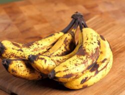Viral Kulit Pisang Bisa Hempas Kerutan Bak Suntik Botox, Dermatolog Bilang Gini